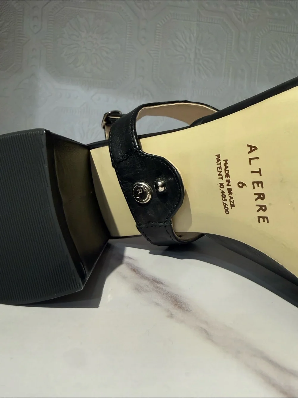 Alterre Faire - Customizable Black V Mule + Removable Elsie Strap